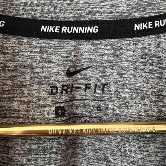 NIKE Dry-Fit Element Long Sleeve Running Puller, Women’s size Small - Picture 3 of 6